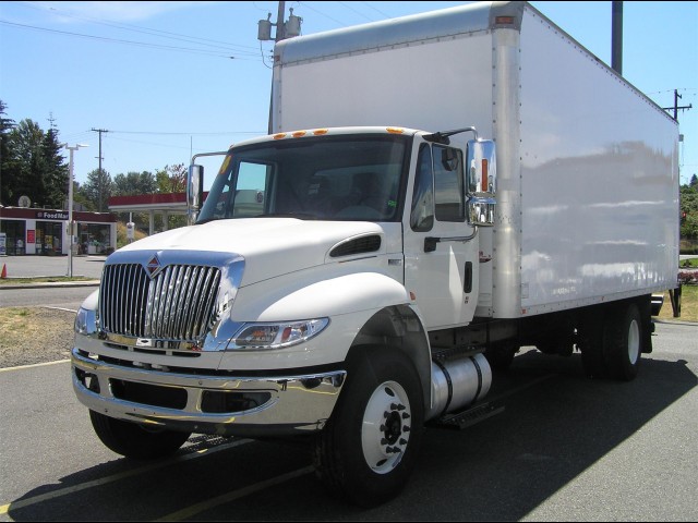 2014 INTERNATIONAL DURASTAR 4300 