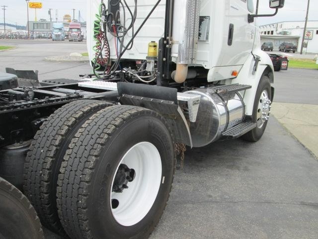 2006 INTERNATIONAL 8600 