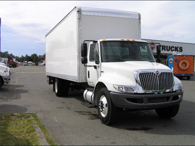 2012 INTERNATIONAL 4300DT 